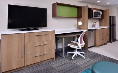 Home2 Suites by Hilton Portland Airport OR
