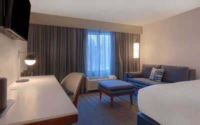 Courtyard by Marriott Portland Southeast/Clackamas