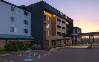 Courtyard by Marriott Portland Southeast/Clackamas