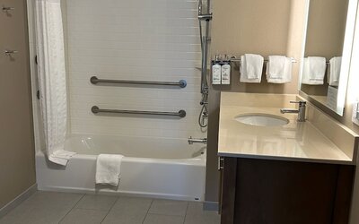 Staybridge Suites Hillsboro - Orenco Station by IHG