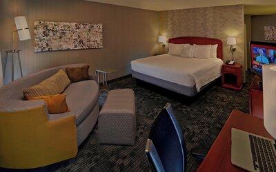Courtyard by Marriott Providence Warwick