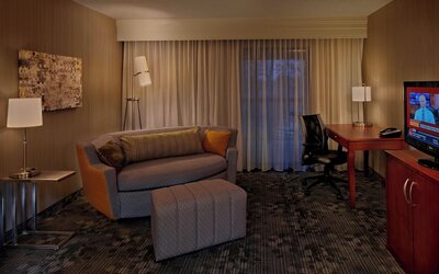 Courtyard by Marriott Providence Warwick