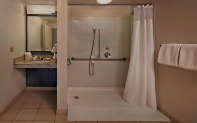 Courtyard by Marriott Providence Warwick
