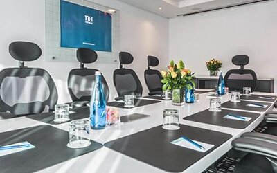 NH Bogota Urban 26 Royal