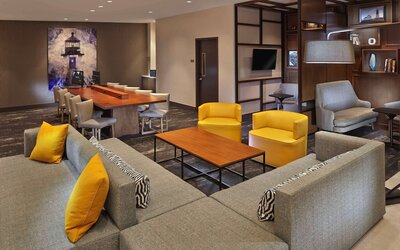Hyatt Place Warwick / Providence Airport