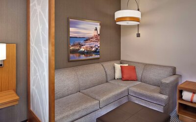 Hyatt Place Warwick / Providence Airport
