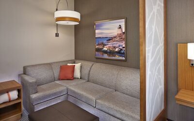 Hyatt Place Warwick / Providence Airport