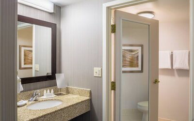 Courtyard by Marriott Providence Downtown
