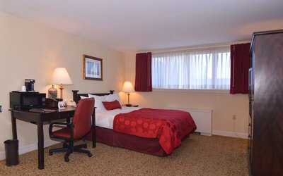 Ramada by Wyndham Seekonk Providence Area