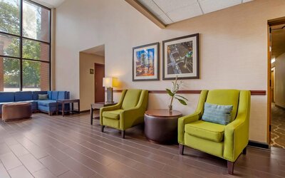 Comfort Suites Regency Park
