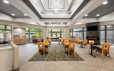 La Quinta Inn & Suites by Wyndham Raleigh Cary