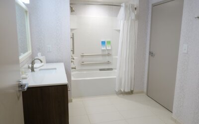 Home2 Suites by Hilton Raleigh Durham Airport RTP