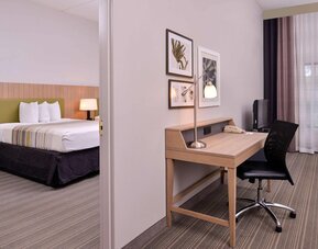 Country Inn & Suites by Radisson, Raleigh-Durham Airport, NC