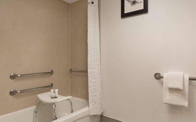 Country Inn & Suites by Radisson, Raleigh-Durham Airport, NC
