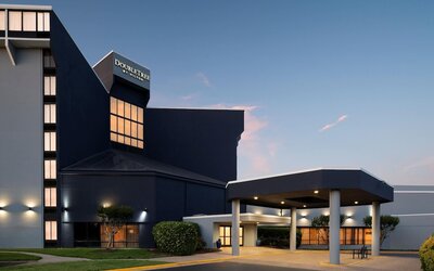 DoubleTree by Hilton Richmond - Midlothian