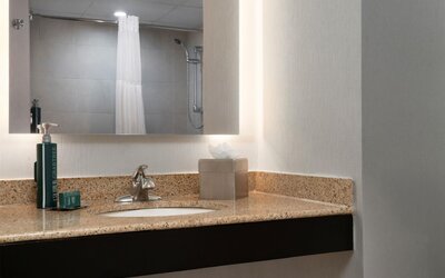 DoubleTree by Hilton Richmond - Midlothian