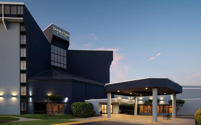 DoubleTree by Hilton Richmond - Midlothian