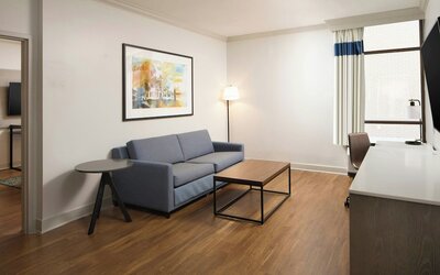 Four Points by Sheraton Richmond Airport