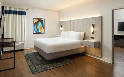 Four Points by Sheraton Richmond Airport