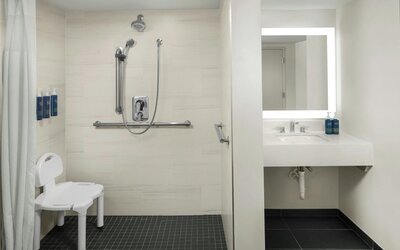 Four Points by Sheraton Richmond Airport