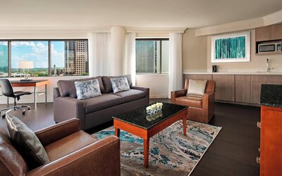 Delta Hotels by Marriott Richmond Downtown