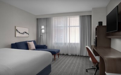 Courtyard by Marriott Richmond Downtown