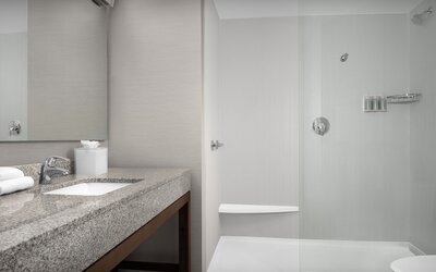 Courtyard by Marriott Richmond Downtown