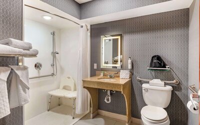 Best Western Premier Richmond City Gateway