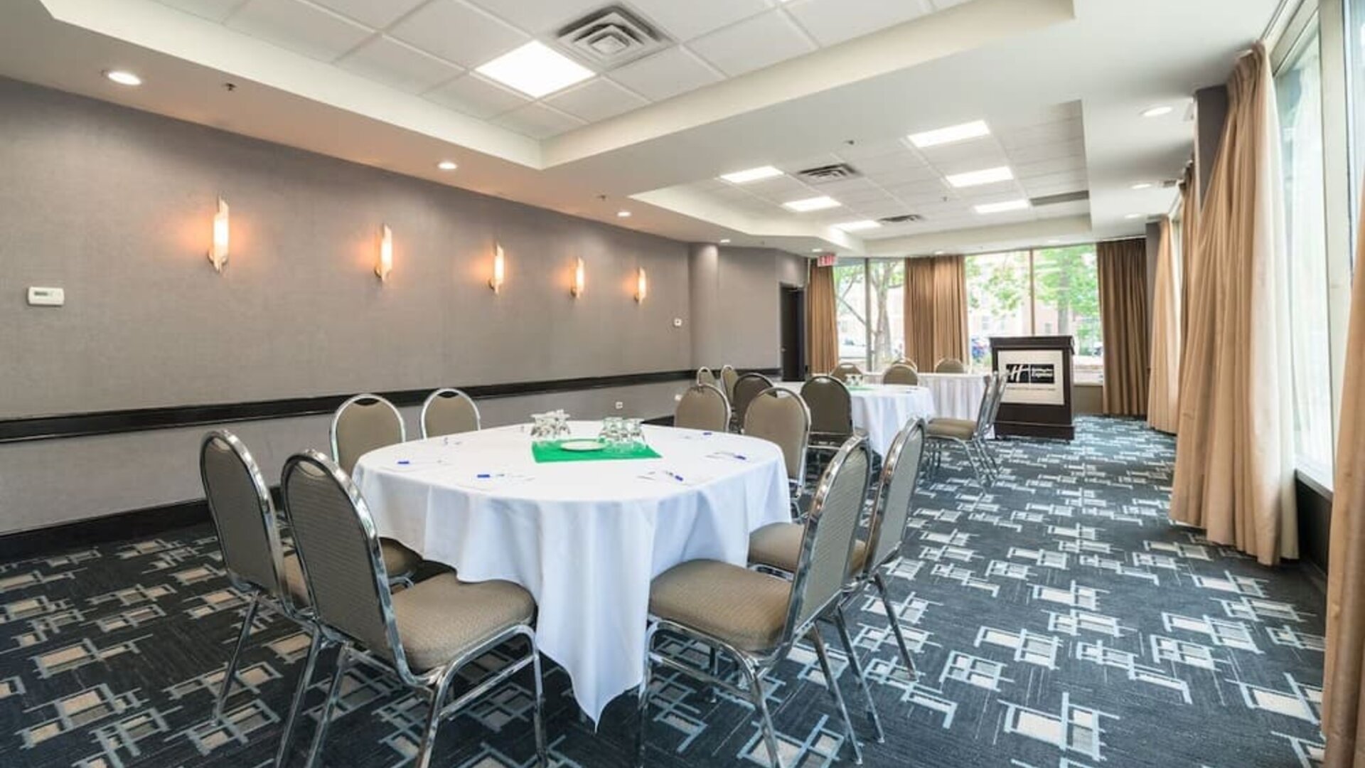 Professional meeting room at Holiday Inn Express Edmonton Downtown.
