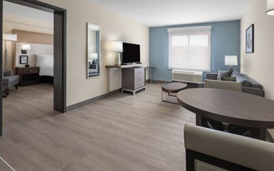 Holiday Inn Hotel and Suites Richmond West End by IHG