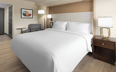Holiday Inn Hotel and Suites Richmond West End by IHG