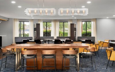 Courtyard by Marriott Richmond North