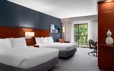Courtyard by Marriott Richmond North