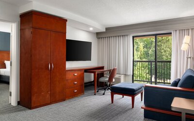 Courtyard by Marriott Richmond North