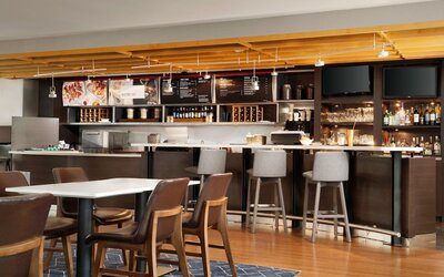 Courtyard by Marriott Richmond North