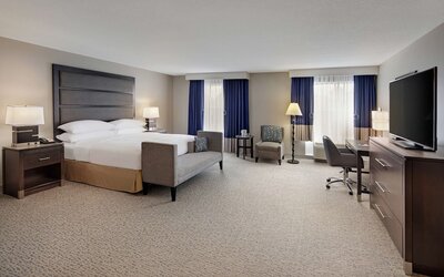 DoubleTree by Hilton Richmond Airport