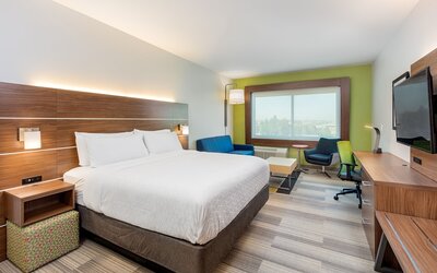 Holiday Inn Express & Suites Moreno Valley - Riverside by IHG