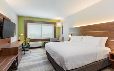 Holiday Inn Express & Suites Moreno Valley - Riverside by IHG