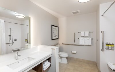 Holiday Inn Express & Suites Moreno Valley - Riverside by IHG