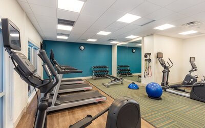 Holiday Inn Express & Suites Moreno Valley - Riverside by IHG