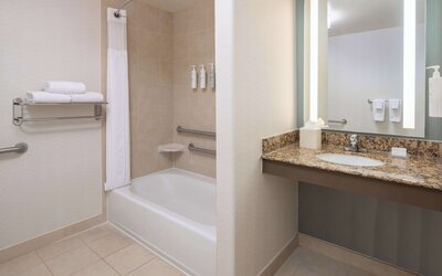 Hilton Garden Inn Fontana