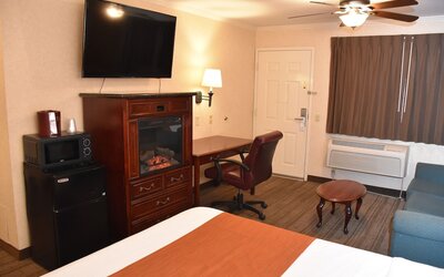 Dynasty Suites Redlands