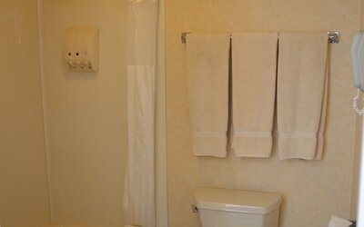 Dynasty Suites Redlands