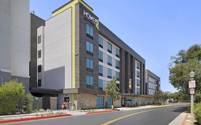 Home2 Suites by Hilton Riverside Downtown Convention Center