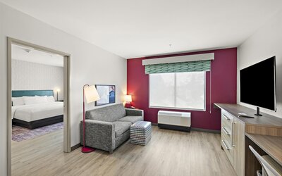 Home2 Suites by Hilton Riverside Downtown Convention Center