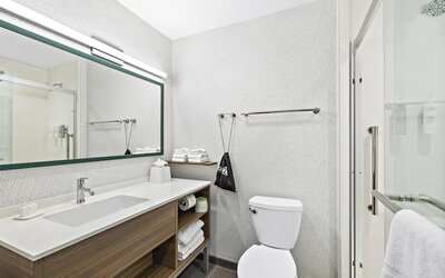 Home2 Suites by Hilton Riverside Downtown Convention Center