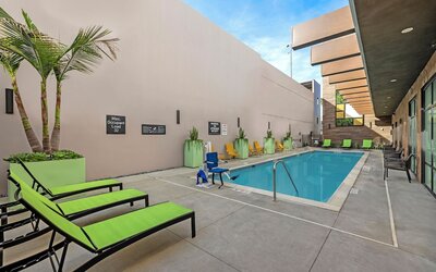 Home2 Suites by Hilton Riverside Downtown Convention Center