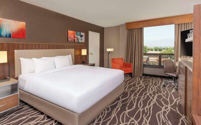 DoubleTree by Hilton Hotel San Bernardino