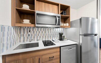 Everhome Suites San Bernardino - Loma Linda