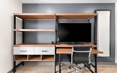 Everhome Suites San Bernardino - Loma Linda